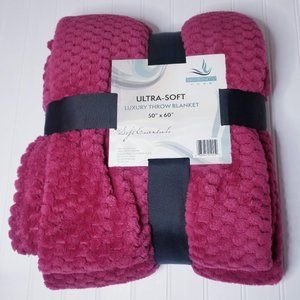 Ultra-Soft Luxury Throw Blanket